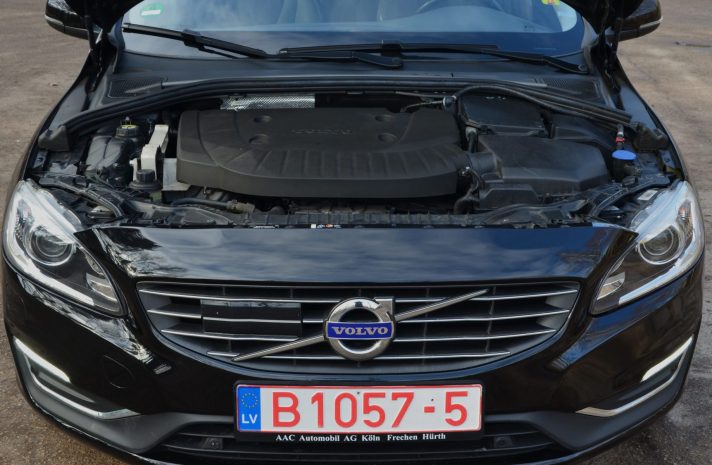Tikko ievests 2016. Gada modelis. Volvo. V60 Plug-In Hybrid Summum. 2.4D6 (162kw -220z/s diesel + 50Kw-68z/s Electro= 288z/s) Awd pilnpiedziņa.