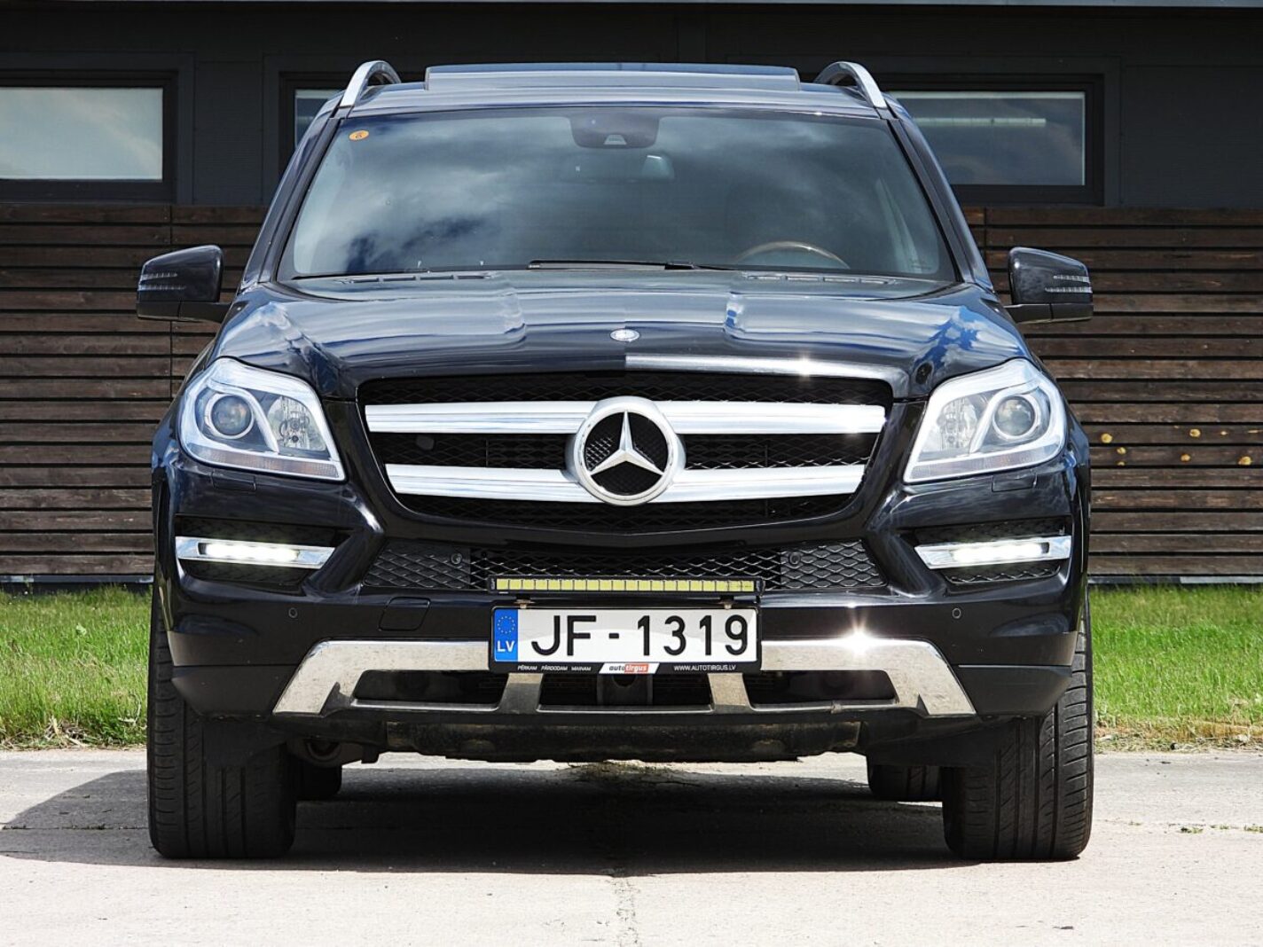 MERCEDES BENZ GL350