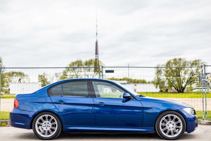 BMW 325