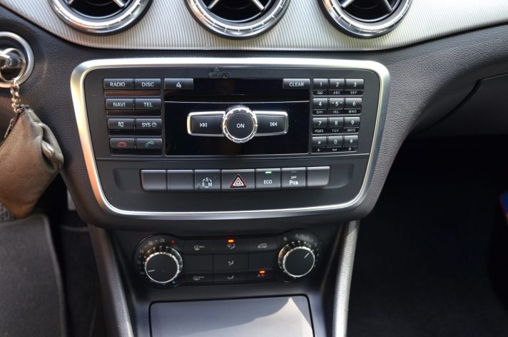 Mercedes-Benz Cla220 Sedans 2.2Cdi (125kw- 170z/s) Dīzelis ar automatisko ātrumkārbu.