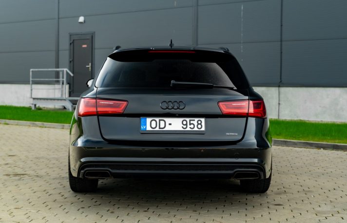 AUDI A6 AVANT
