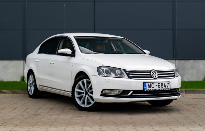 VW PASSAT