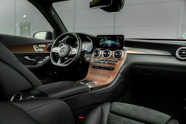 MERCEDES BENZ GLC 300 DE 4MATIC