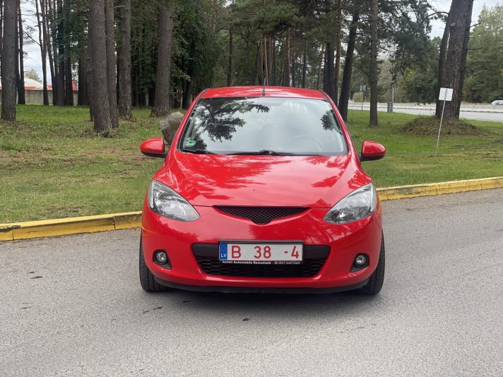Mazda 2