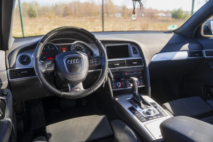 AUDI A6 S-LINE QUATTRO