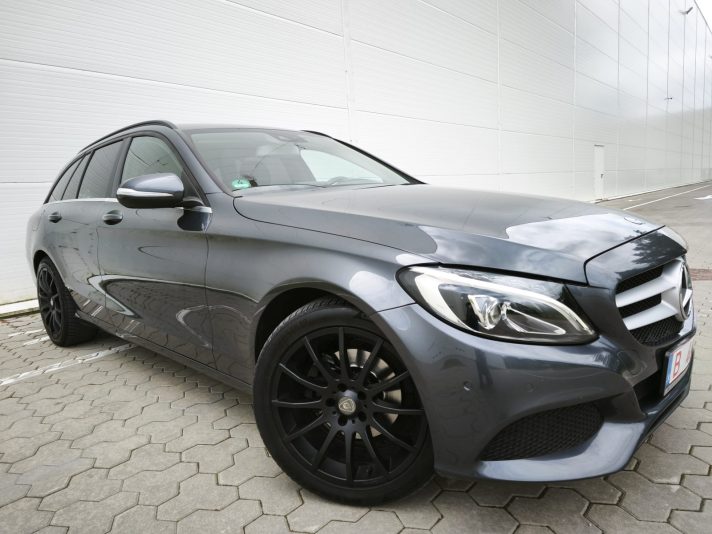 Mercedes-Benz C220 125kwt 7G-Tronic