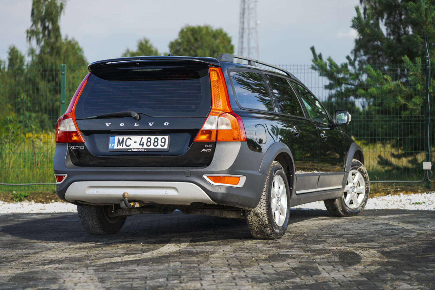 VOLVO XC70