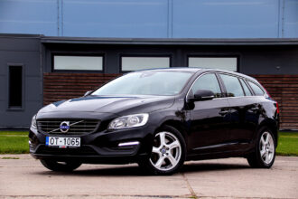 VOLVO V60 TWIN ENGINE