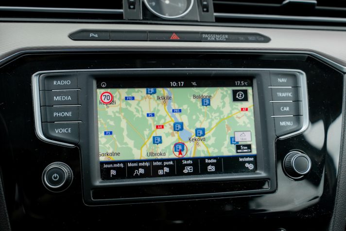 VW PASSAT