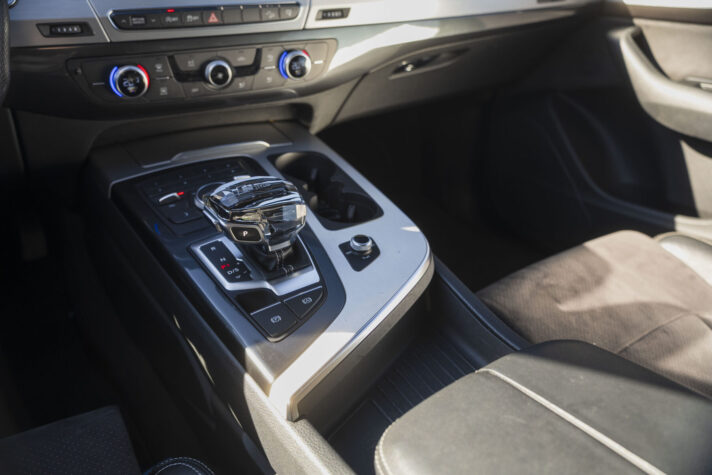 AUDI Q7 S-LINE