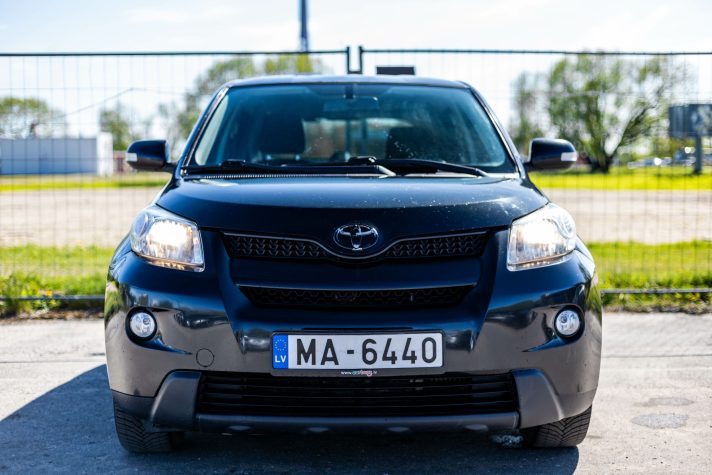 TOYOTA URBAN CRUISER