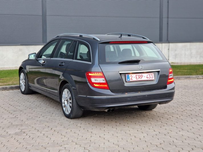 Tīko ievest no Beļģijas Mercedes C 200 Automātiskā ātrumkārba.