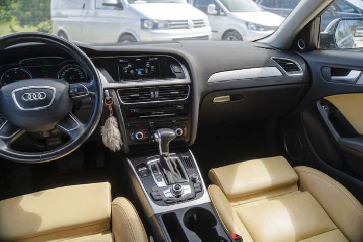 AUDI A4 AVANT FACE-LIFT