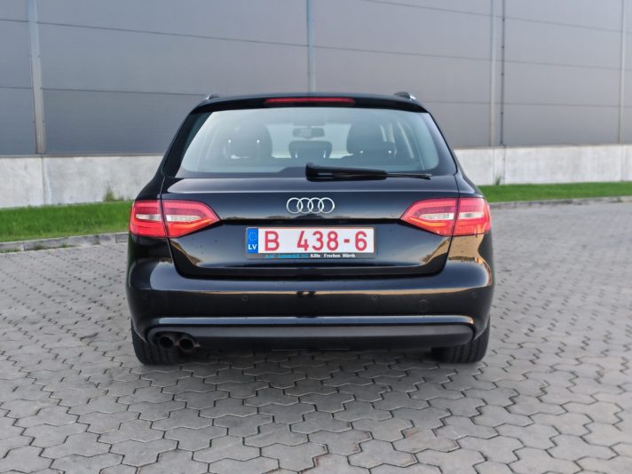 AUDI A4 2.0TDI, 2012G.