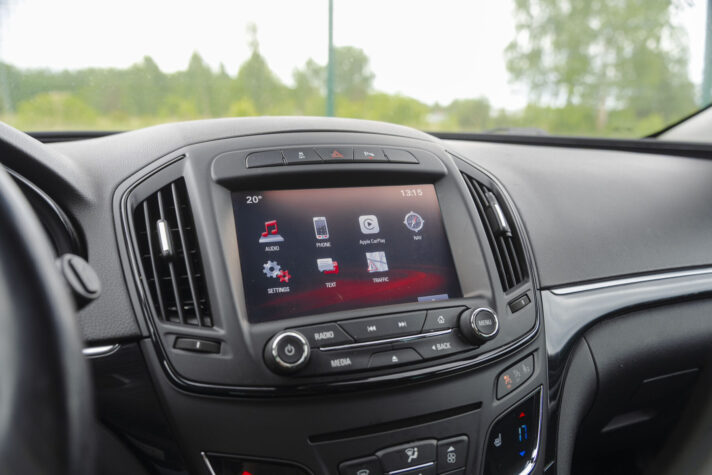 OPEL INSIGNIA SPORTS TOURER SW