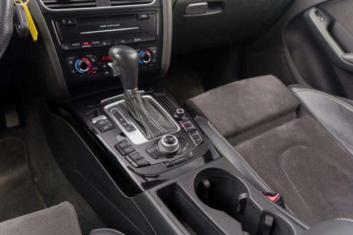 AUDI A4 AVANT QUATTRO