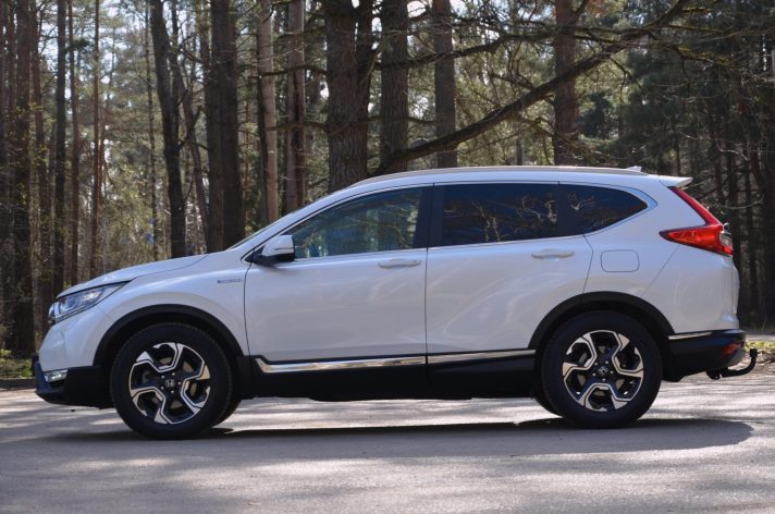 Tikko ievesta - Honda Cr-V 2.0 Hybrid Lifestyle ar automātisko ātrumkārbu.