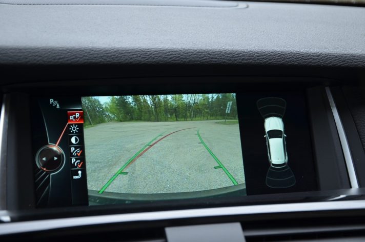 Tikko ievests. BMW X3 X-Drive ar 2.0D B47 (140Kw-190Z/s). Dīzeļa dzinēju un automātisko ātrumkārbu