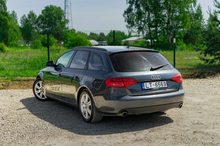 AUDI A4 QUATTRO