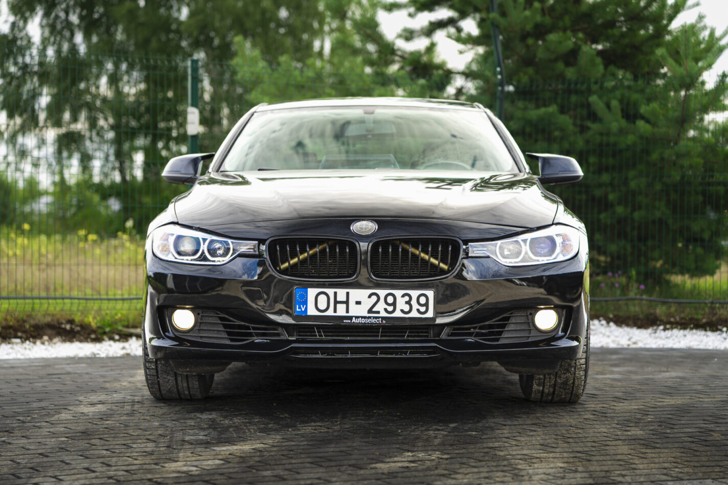 BMW 320I