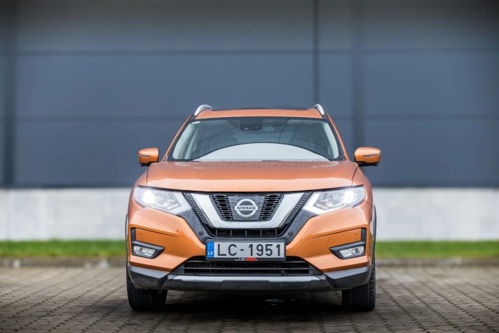 NISSAN X TRAIL