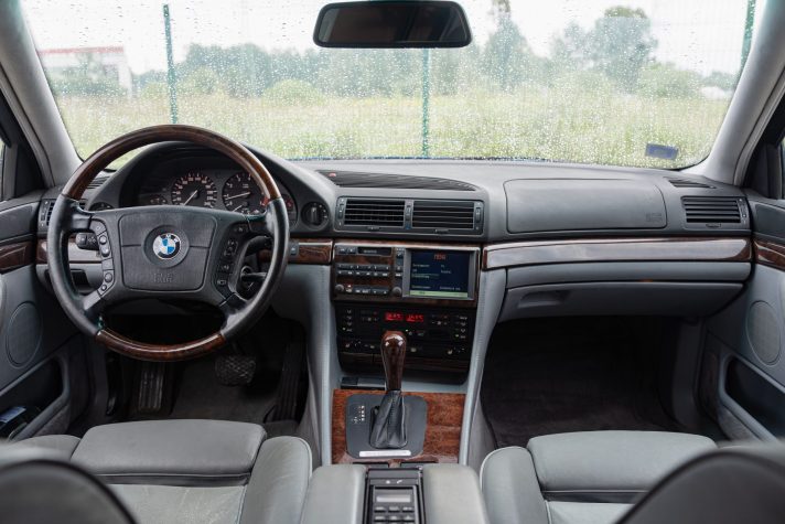 BMW 740I INDIVIDUAL