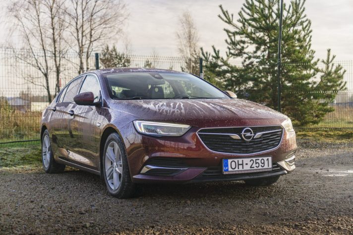 OPEL INSIGNIA GRAND TOURER
