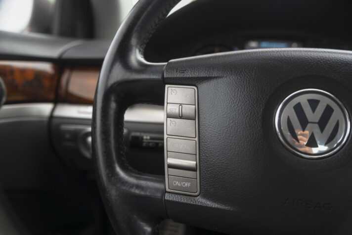 VW PHAETON