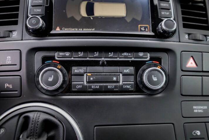 VW MULTIVAN