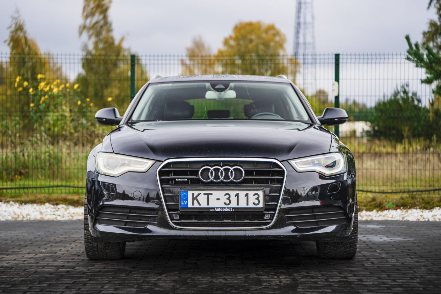 AUDI A6 AVANT QUATTRO