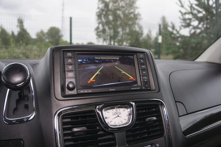 LANCIA VOYAGER