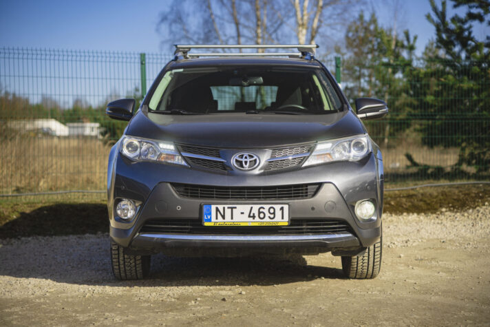 TOYOTA RAV 4