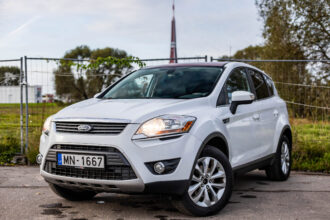 FORD KUGA