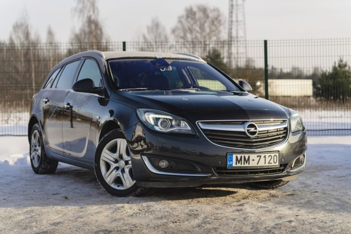 OPEL INSIGNIA SPORTS TOURER SW