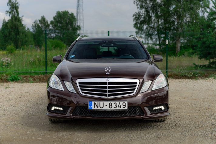 MERCEDES BENZ E350