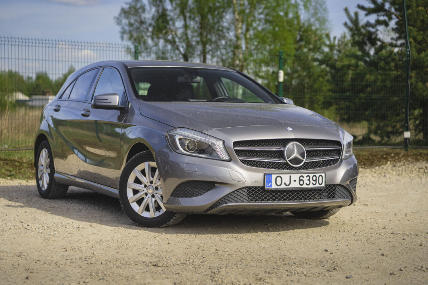 MERCEDES BENZ A180