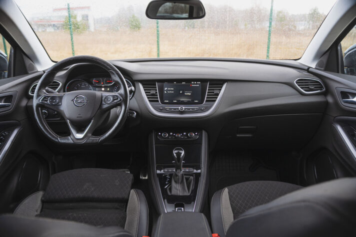 OPEL GRANDLAND X