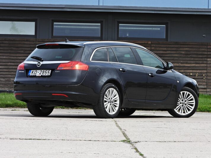 OPEL INSIGNIA SPORTS TOURER