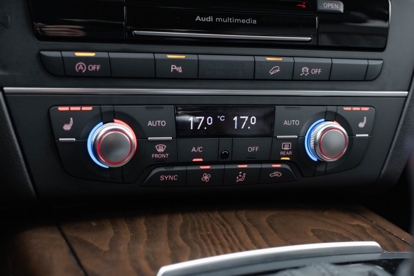 AUDI A6 ALLROAD QUATTRO