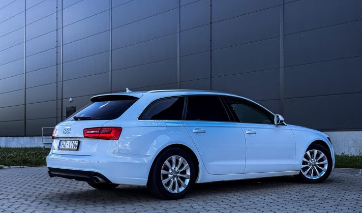 AUDI A6 AVANT