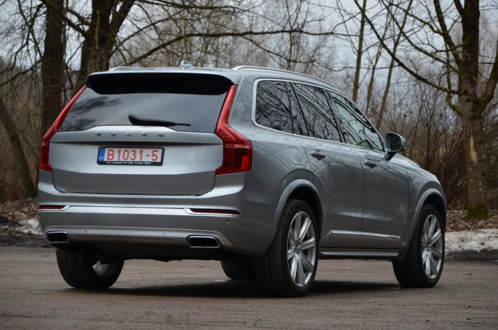 Tikko ievests. 2016. gada modelis. Volvo Xc90 Inscription T8 Twin Engine Awd Plug-In Hybrid.
