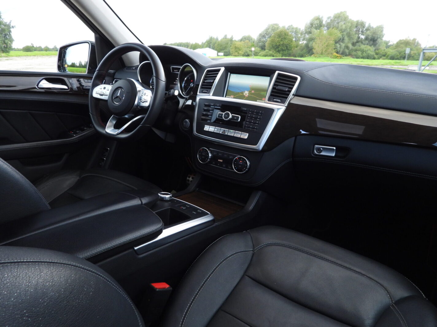 MERCEDES BENZ GL350