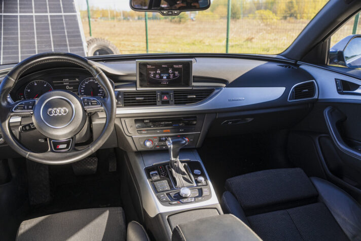 AUDI A6 S-LINE AVANT QUATTRO