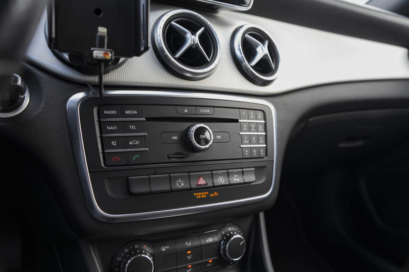 MERCEDES BENZ CLA 220 CDI