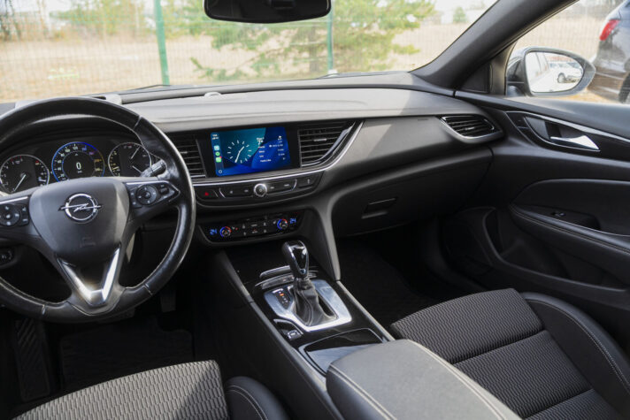 OPEL INSIGNIA SPORTS TOURER 4X4