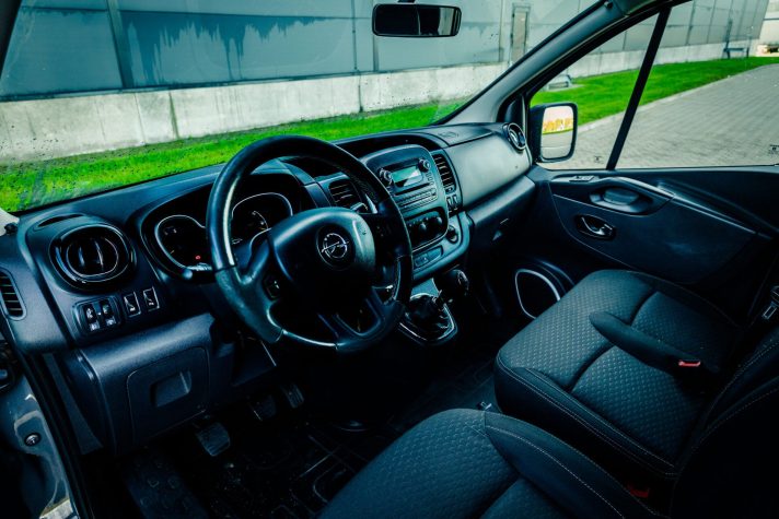 OPEL VIVARO-B