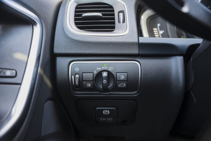 VOLVO V60 PLUG-IN HYBRID