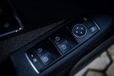 MERCEDES BENZ E200