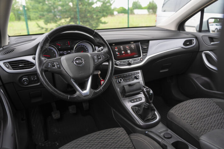 OPEL ASTRA SPORTS TOURER+