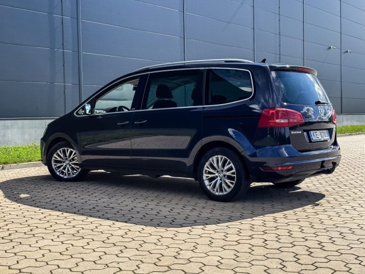 VW SHARAN